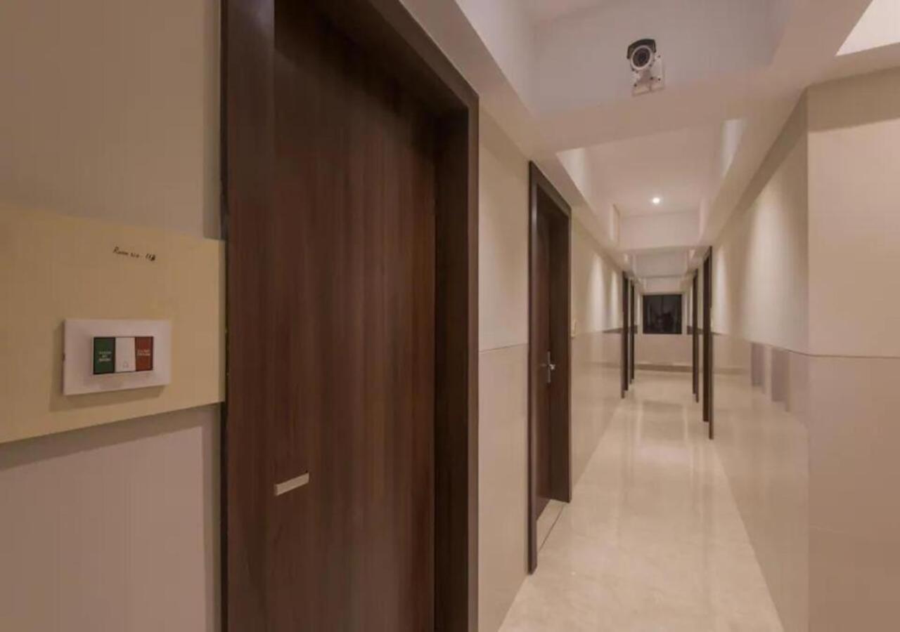 Hotel Mourya Residency Navi Mumbai Exterior photo