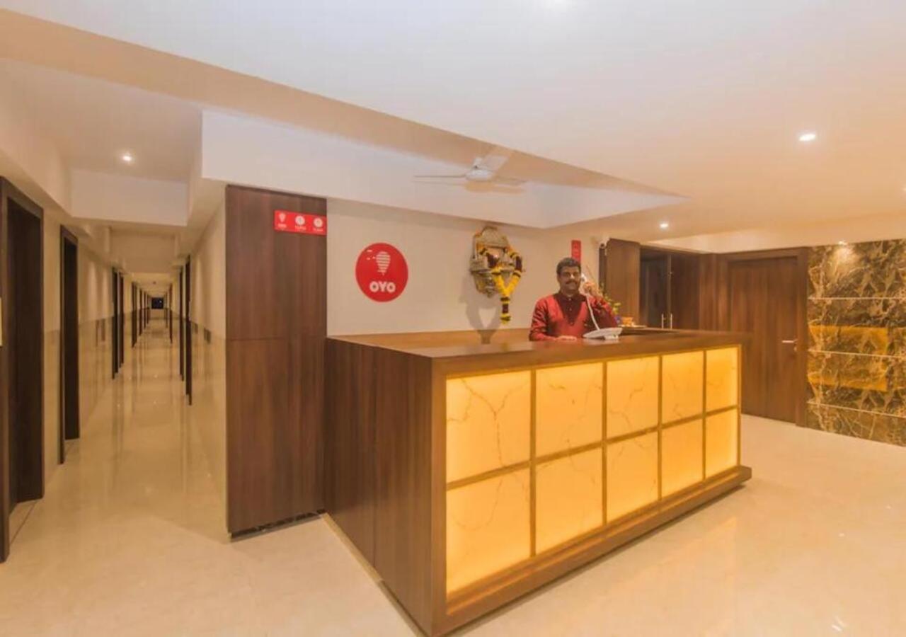Hotel Mourya Residency Navi Mumbai Exterior photo